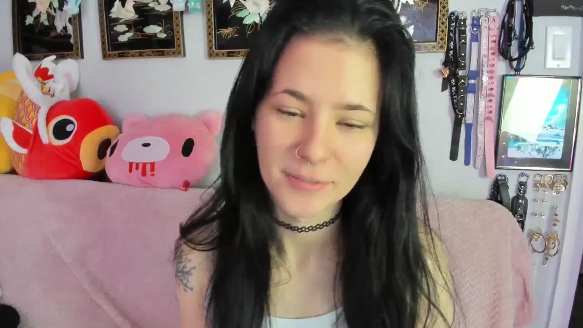 Gallery image thumbnail from Isabelle_Babe's myfreecams stream on, 12/24/2023, 21:06 image 12 of 20