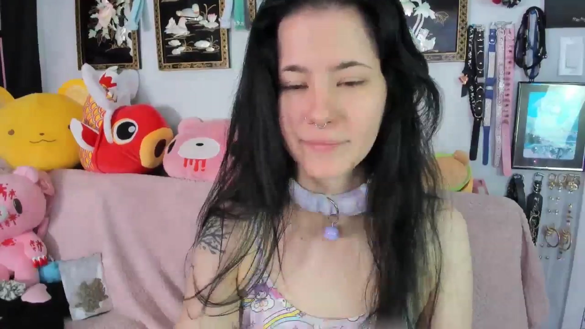 Gallery image thumbnail from Isabelle_Babe's myfreecams stream on, 12/25/2023, 20:58 image 9 of 20