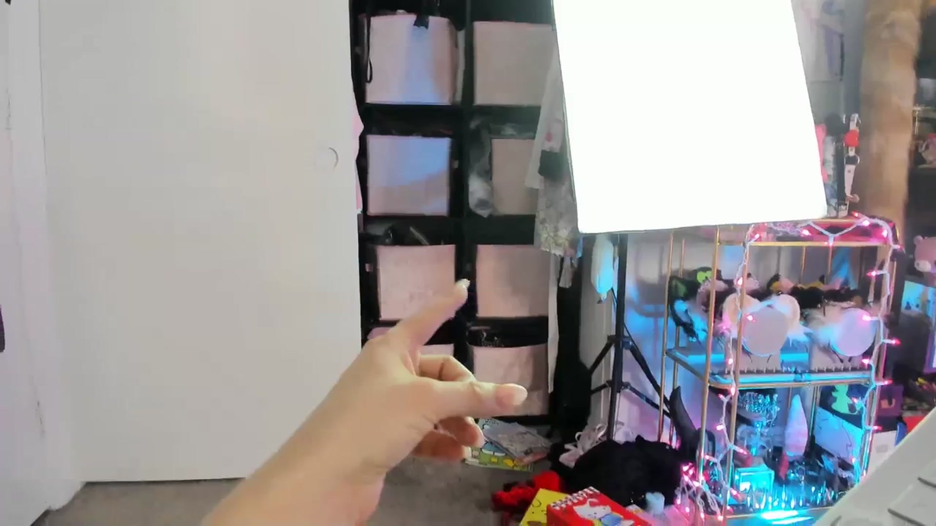 Gallery image thumbnail from Isabelle_Babe's myfreecams stream on, 12/25/2023, 20:58 image 10 of 20