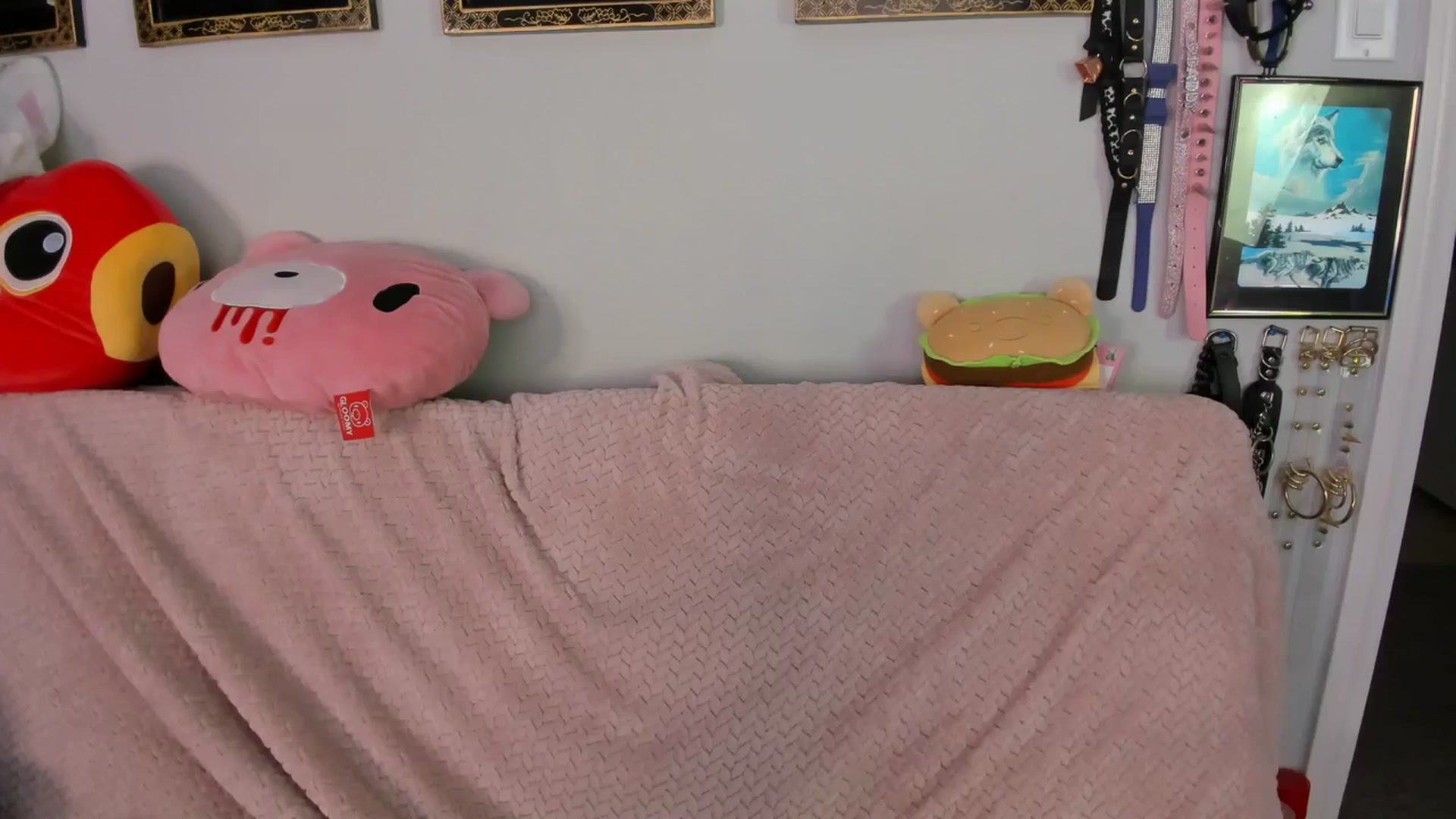 Gallery image thumbnail from Isabelle_Babe's myfreecams stream on, 12/27/2023, 20:27 image 19 of 20
