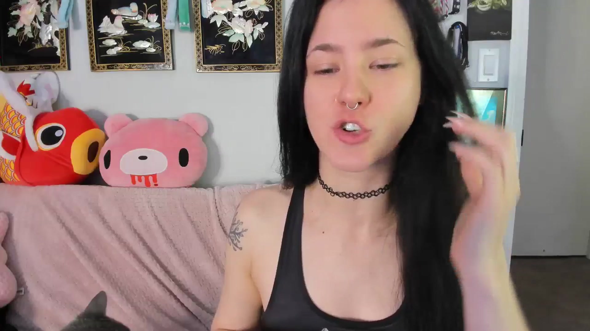 Gallery image thumbnail from Isabelle_Babe's myfreecams stream on, 12/28/2023, 19:31 image 8 of 20