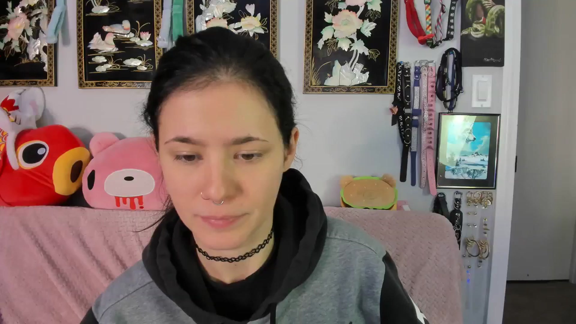 Gallery image thumbnail from Isabelle_Babe's myfreecams stream on, 12/28/2023, 19:31 image 18 of 20