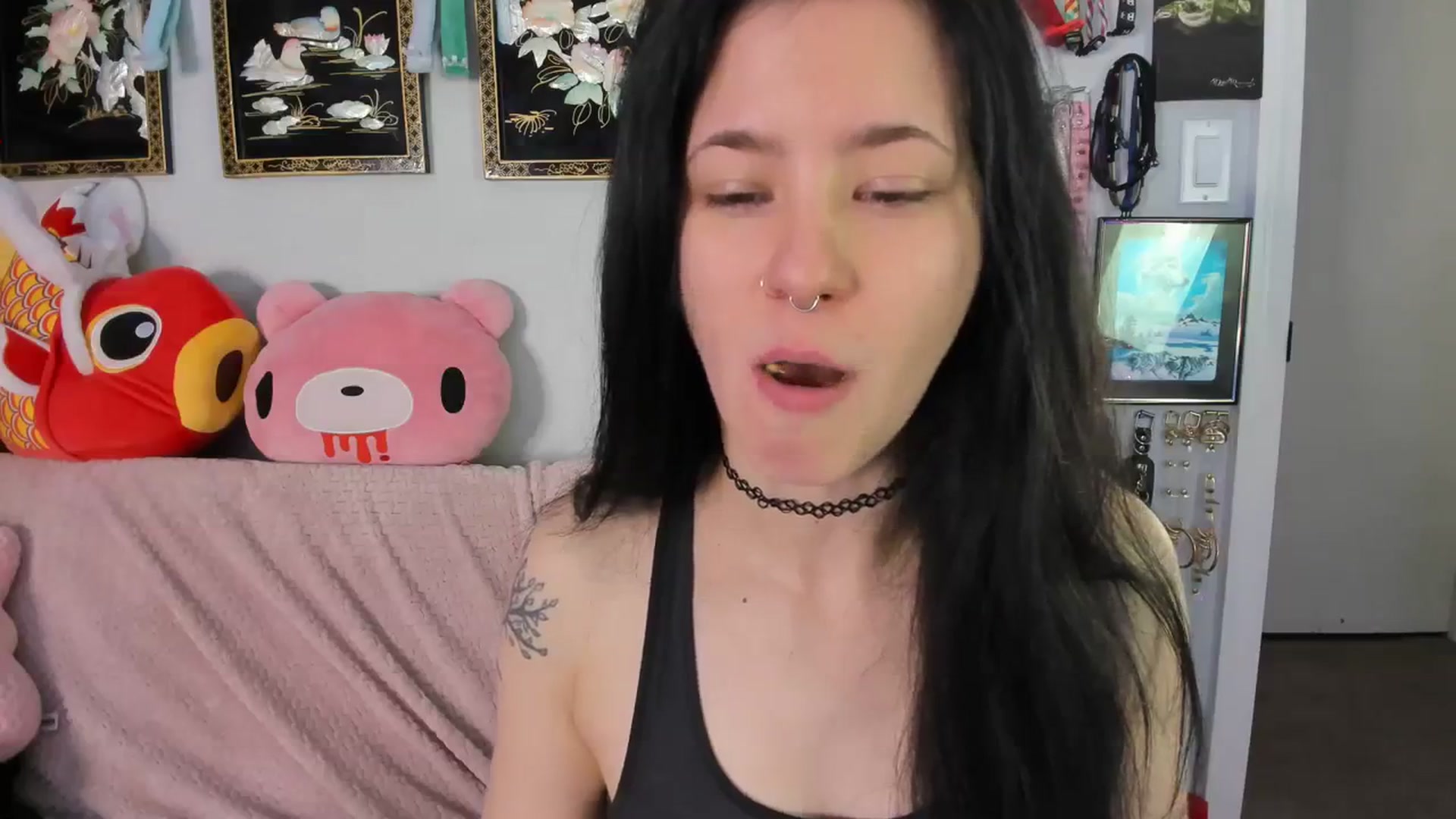 Gallery image thumbnail from Isabelle_Babe's myfreecams stream on, 12/28/2023, 19:31 image 7 of 20