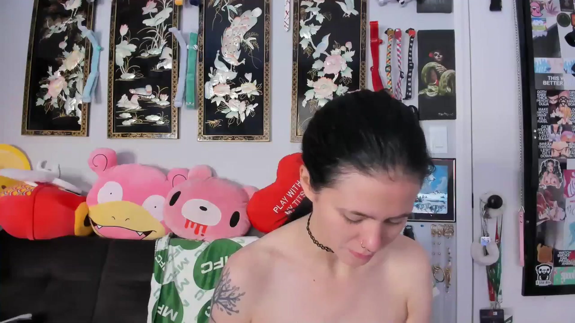 Gallery image thumbnail from Isabelle_Babe's myfreecams stream on, 12/31/2023, 19:57 image 7 of 20