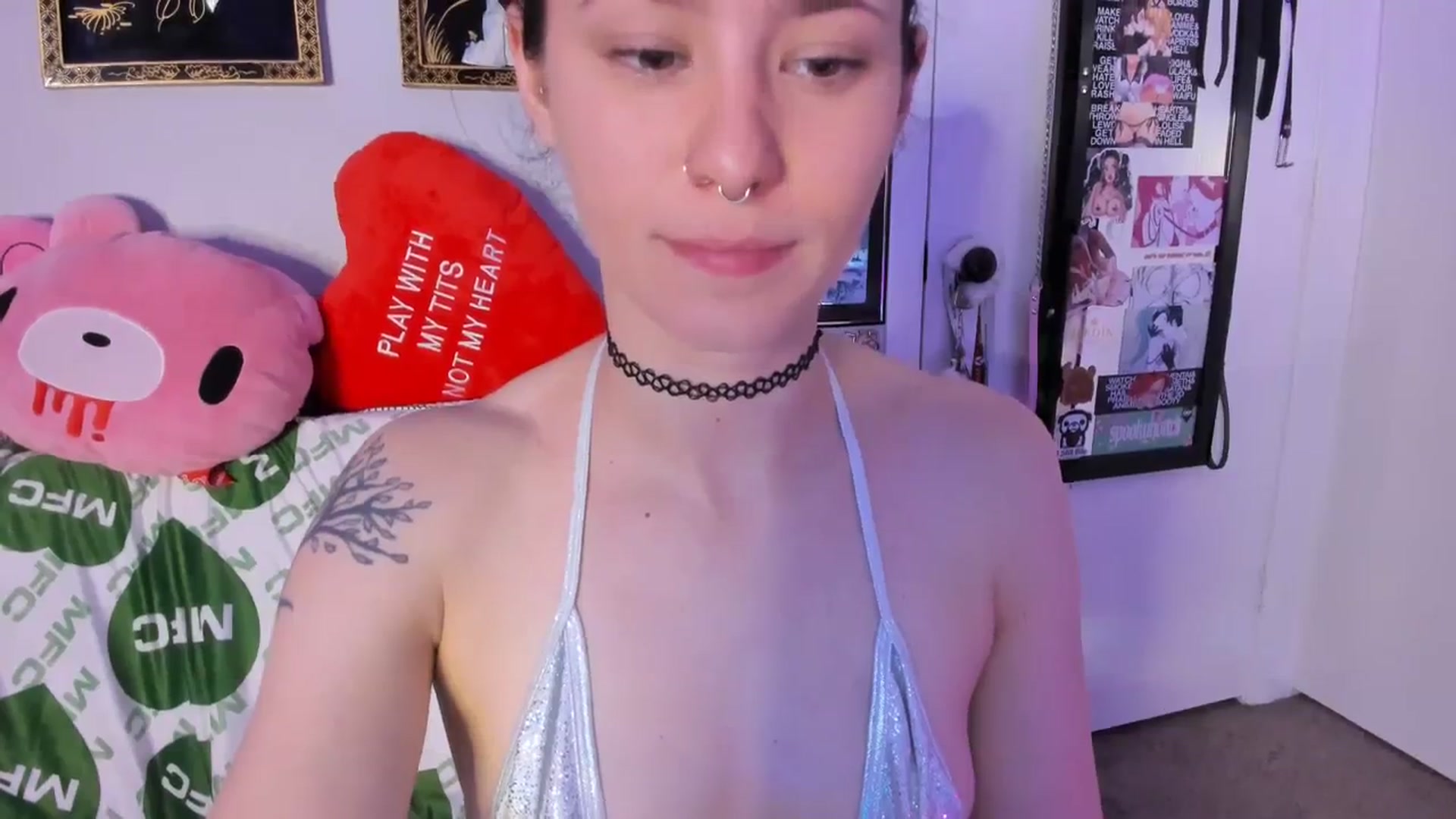Gallery image thumbnail from Isabelle_Babe's myfreecams stream on, 01/01/2024, 11:18 image 7 of 20