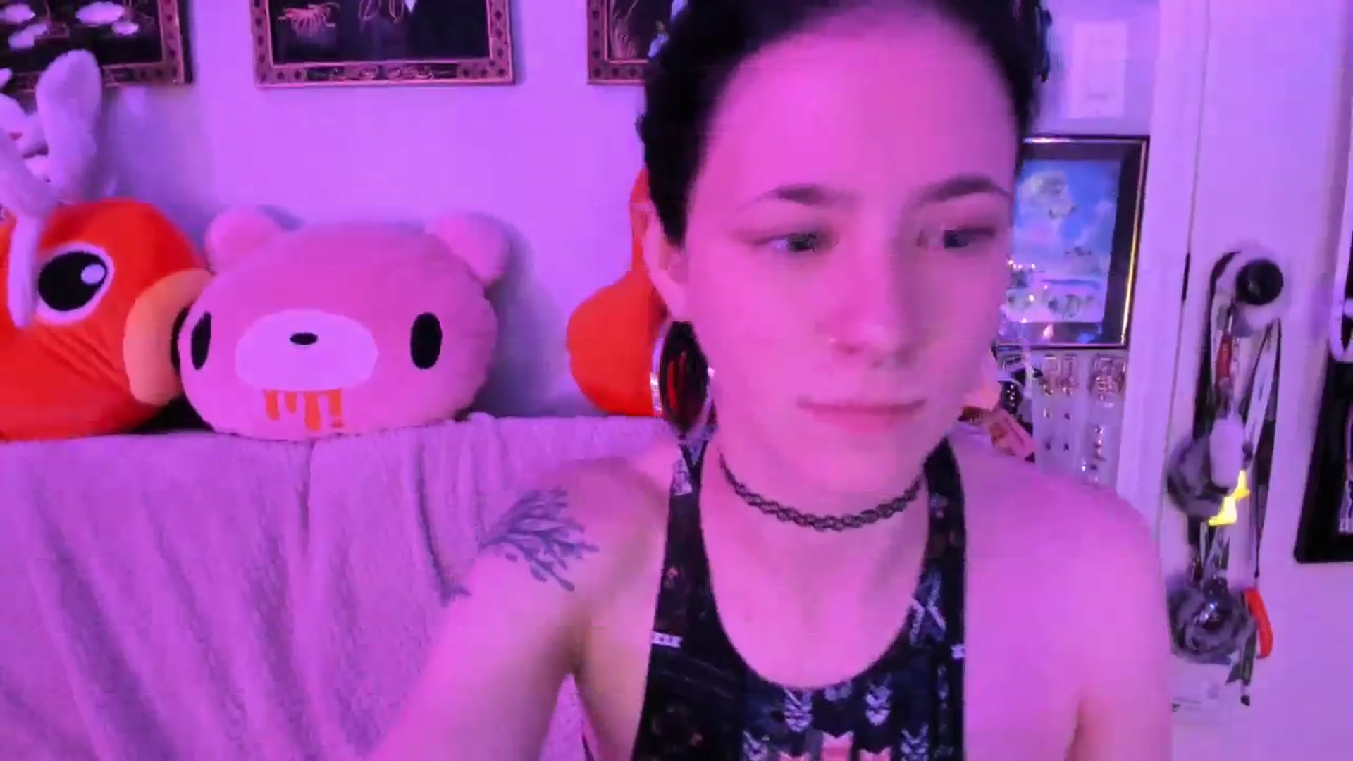 Gallery image thumbnail from Isabelle_Babe's myfreecams stream on, 02/05/2024, 12:05 image 3 of 20