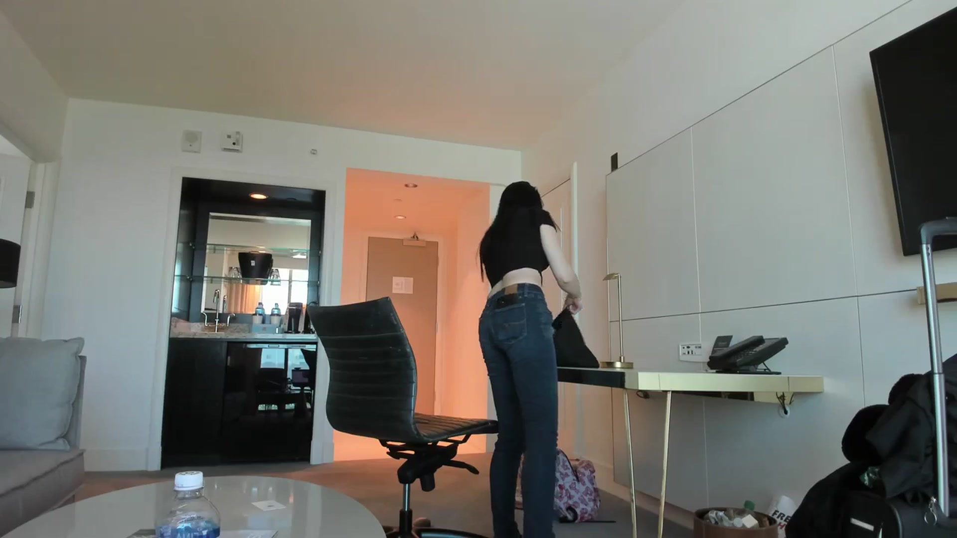 Gallery image thumbnail from Isabelle_Babe's myfreecams stream on, 02/17/2024, 18:35 image 20 of 20