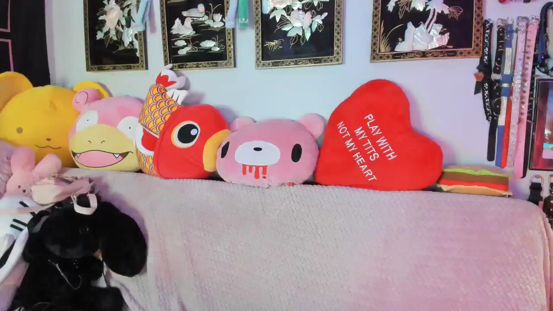 Gallery image thumbnail from Isabelle_Babe's myfreecams stream on, 03/01/2024, 12:29 image 11 of 20