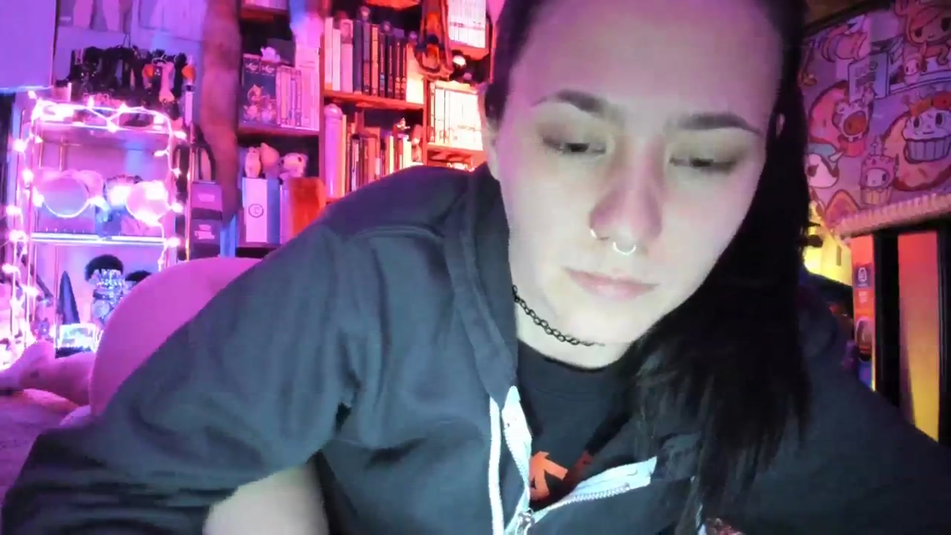 Gallery image thumbnail from Isabelle_Babe's myfreecams stream on, 03/04/2024, 10:06 image 11 of 20