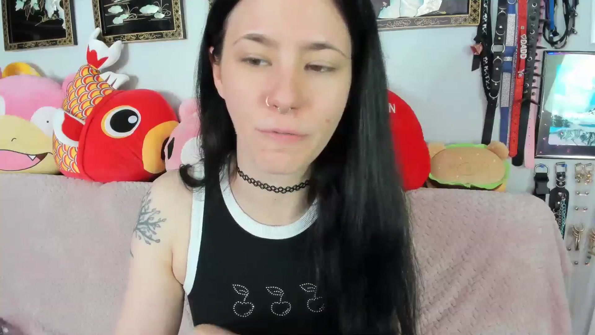 Gallery image thumbnail from Isabelle_Babe's myfreecams stream on, 03/16/2024, 20:25 image 6 of 20