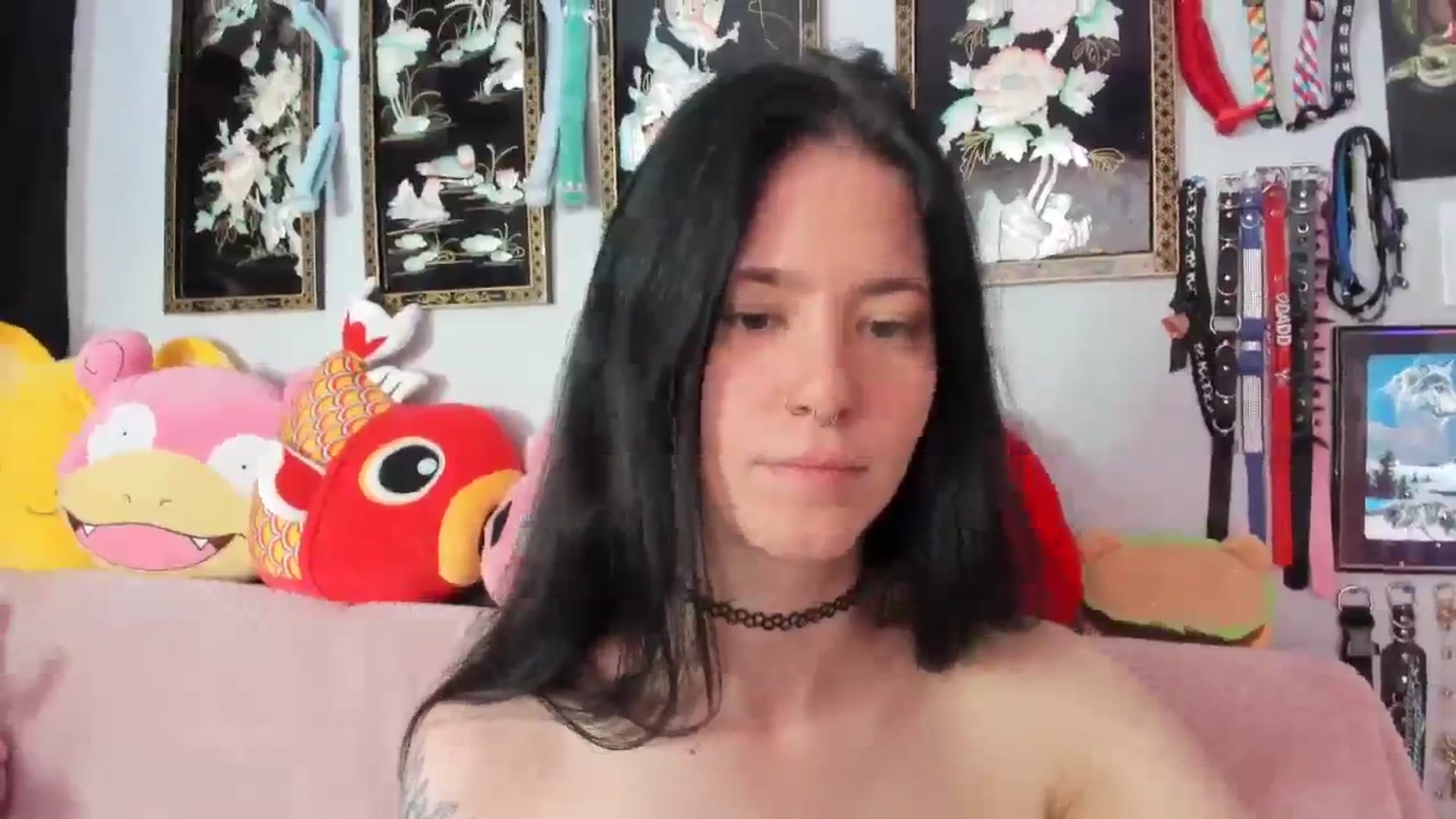 Gallery image thumbnail from Isabelle_Babe's myfreecams stream on, 03/16/2024, 20:25 image 15 of 20