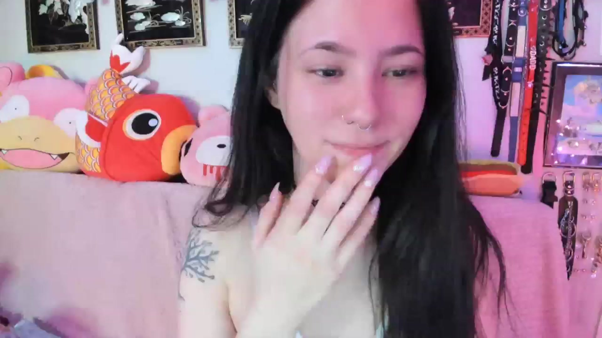 Gallery image thumbnail from Isabelle_Babe's myfreecams stream on, 03/17/2024, 10:40 image 5 of 20