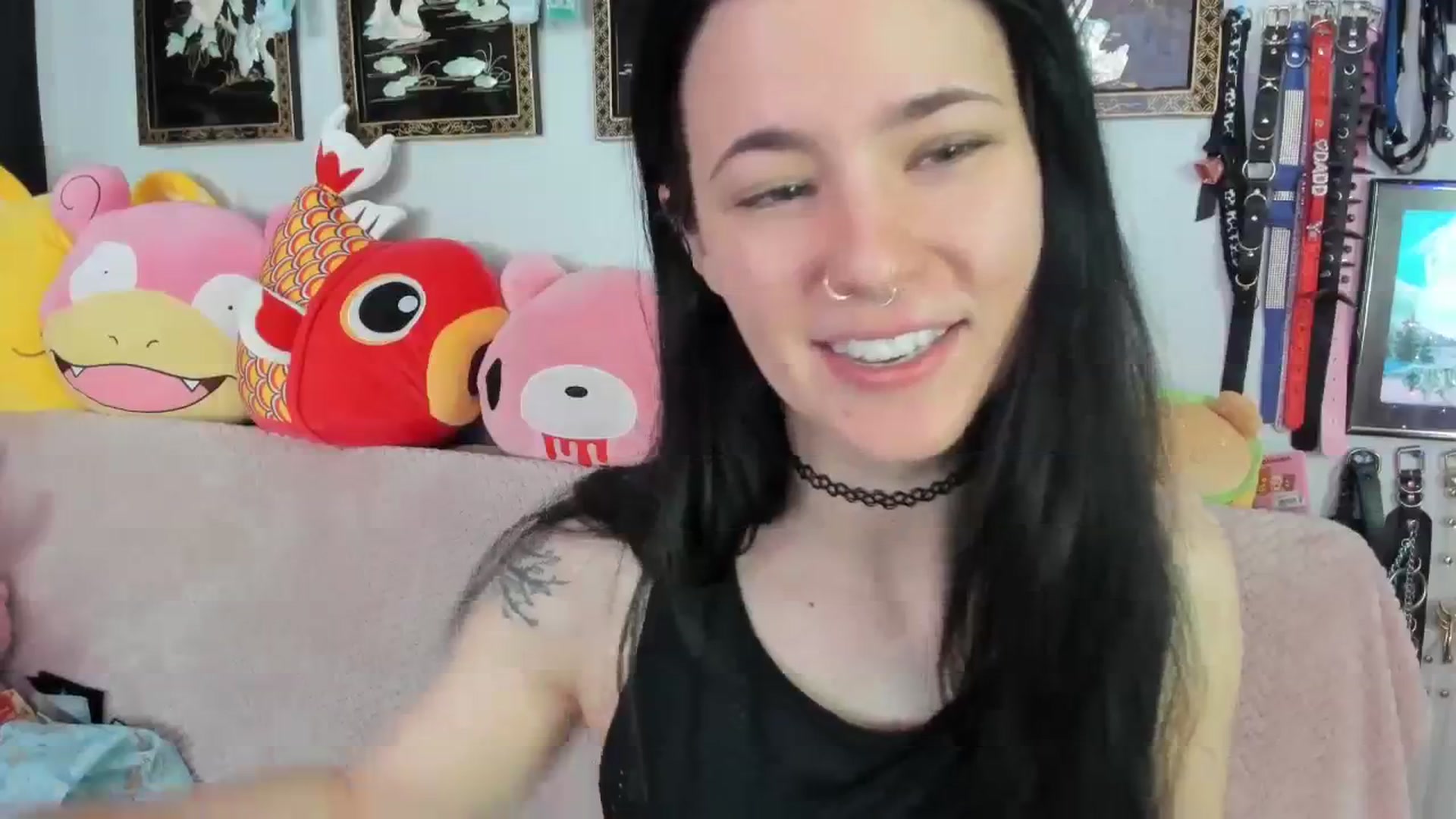 Gallery image thumbnail from Isabelle_Babe's myfreecams stream on, 03/19/2024, 19:06 image 20 of 20