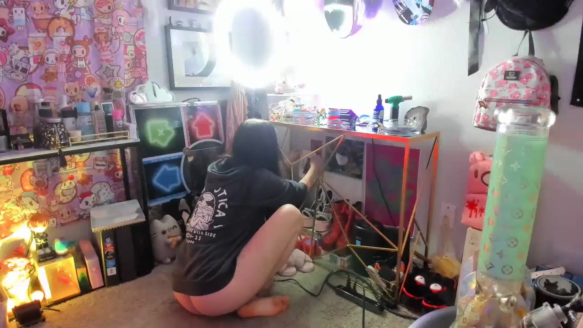 Gallery image thumbnail from Isabelle_Babe's myfreecams stream on, 03/20/2024, 08:18 image 14 of 20