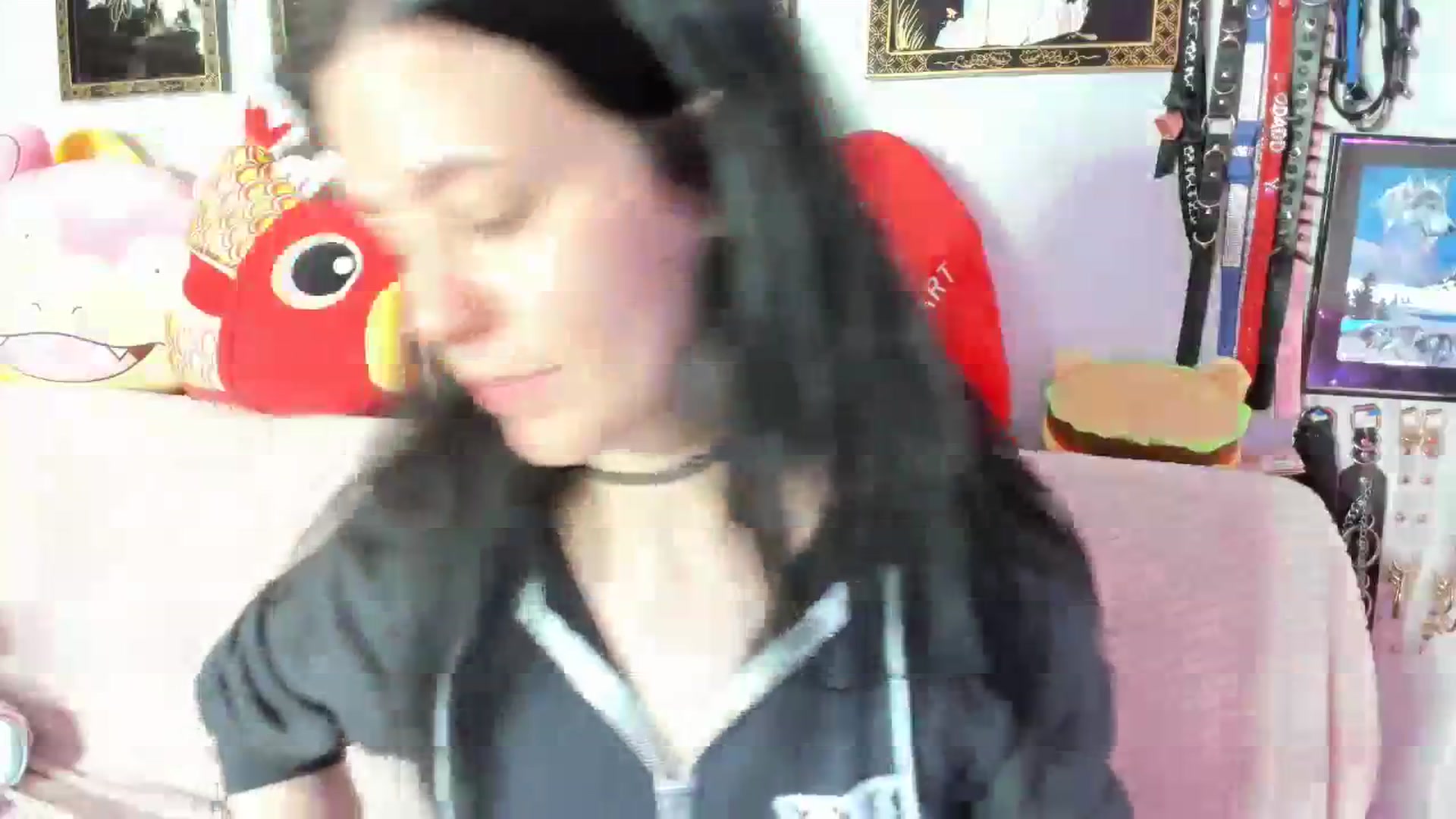 Gallery image thumbnail from Isabelle_Babe's myfreecams stream on, 03/20/2024, 08:18 image 19 of 20
