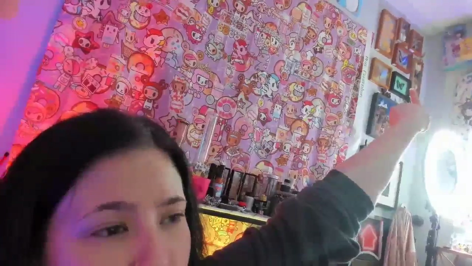 Gallery image thumbnail from Isabelle_Babe's myfreecams stream on, 03/20/2024, 08:18 image 6 of 20