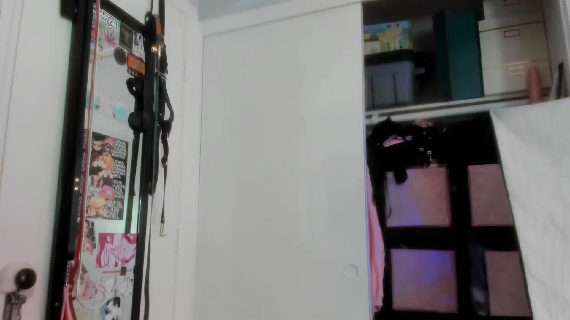 Gallery image thumbnail from Isabelle_Babe's myfreecams stream on, 03/25/2024, 18:28 image 15 of 20