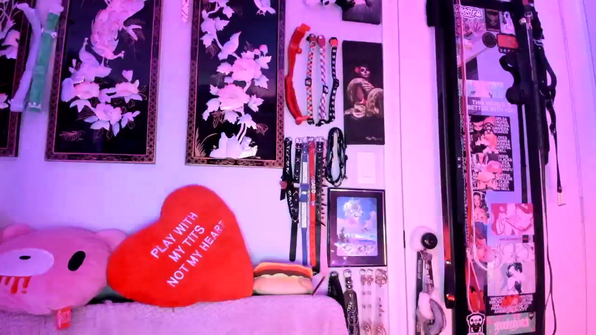 Gallery image thumbnail from Isabelle_Babe's myfreecams stream on, 03/28/2024, 11:30 image 5 of 20