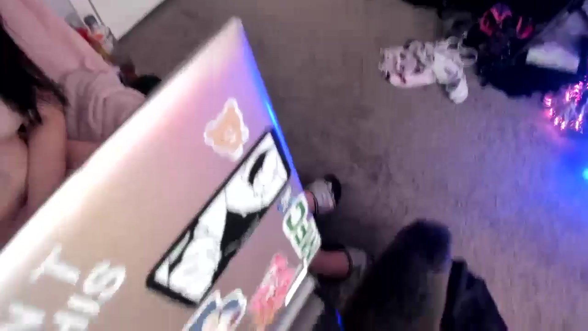 Gallery image thumbnail from Isabelle_Babe's myfreecams stream on, 05/18/2024, 18:55 image 8 of 20