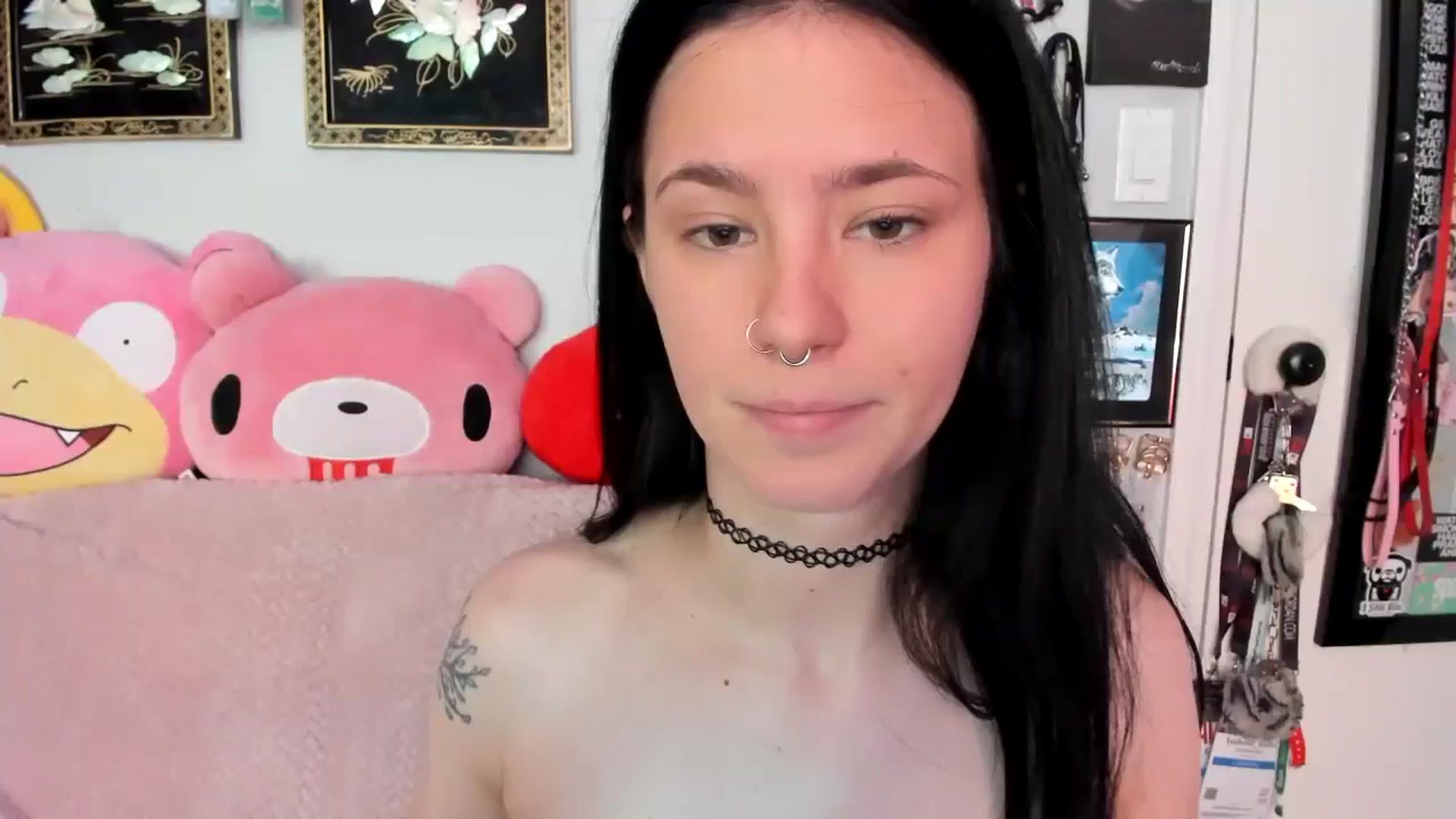 Gallery image thumbnail from Isabelle_Babe's myfreecams stream on, 05/18/2024, 18:55 image 6 of 20
