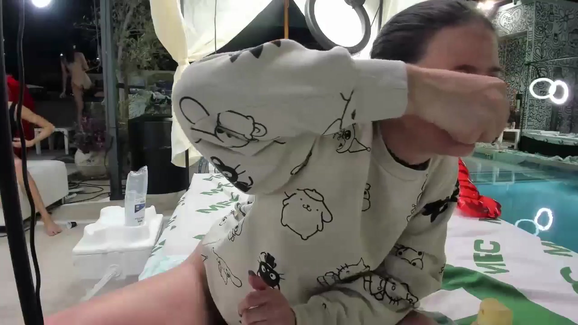 Gallery image thumbnail from Isabelle_Babe's myfreecams stream on, 09/26/2024, 09:37 image 6 of 20