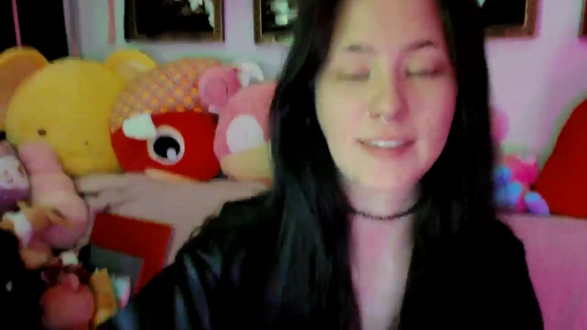 Gallery image thumbnail from Isabelle_Babe's myfreecams stream on, 03/25/2025, 12:21 image 17 of 20