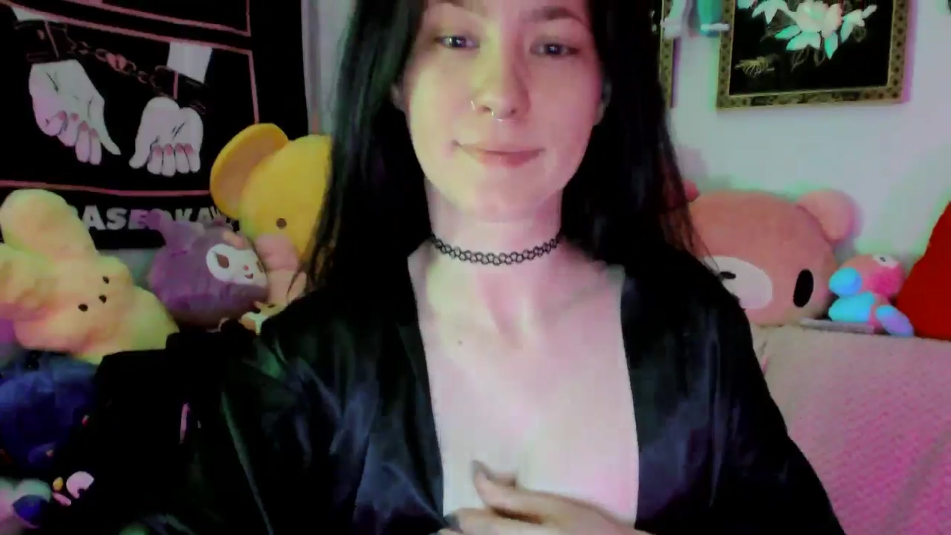 Gallery image thumbnail from Isabelle_Babe's myfreecams stream on, 03/25/2025, 12:21 image 7 of 20