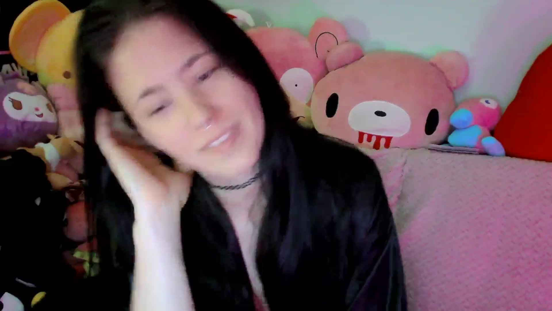 Gallery image thumbnail from Isabelle_Babe's myfreecams stream on, 03/25/2025, 12:21 image 3 of 20