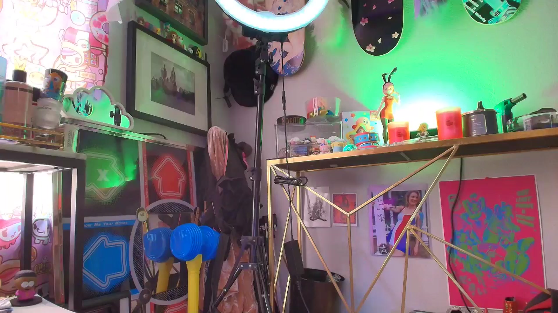 Gallery image thumbnail from Isabelle_Babe's myfreecams stream on, 04/19/2025, 18:29 image 3 of 20