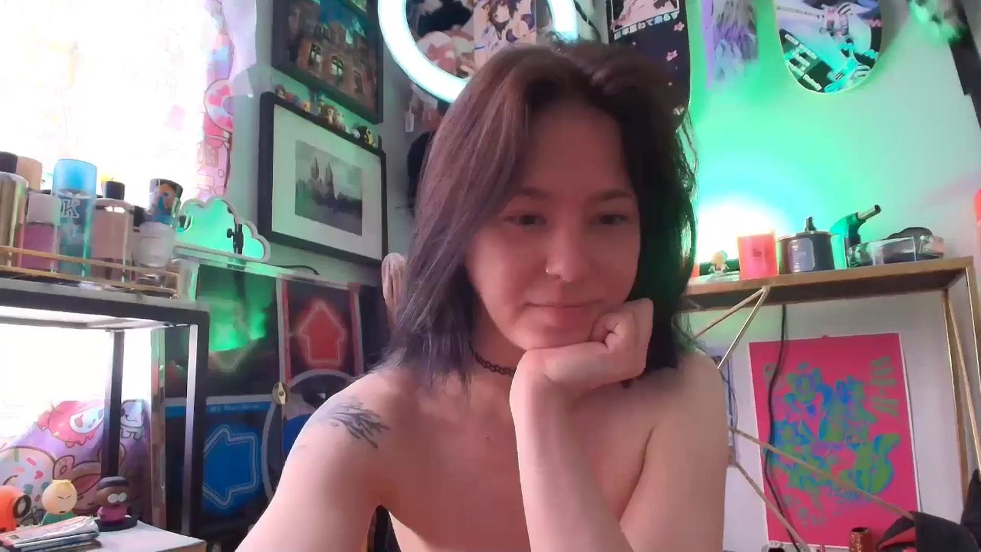 Gallery image thumbnail from Isabelle_Babe's myfreecams stream on, 04/19/2025, 18:29 image 4 of 20