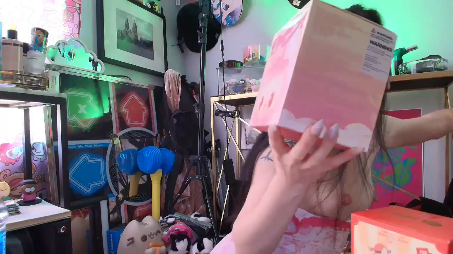 Gallery image thumbnail from Isabelle_Babe's myfreecams stream on, 04/19/2025, 18:29 image 20 of 20
