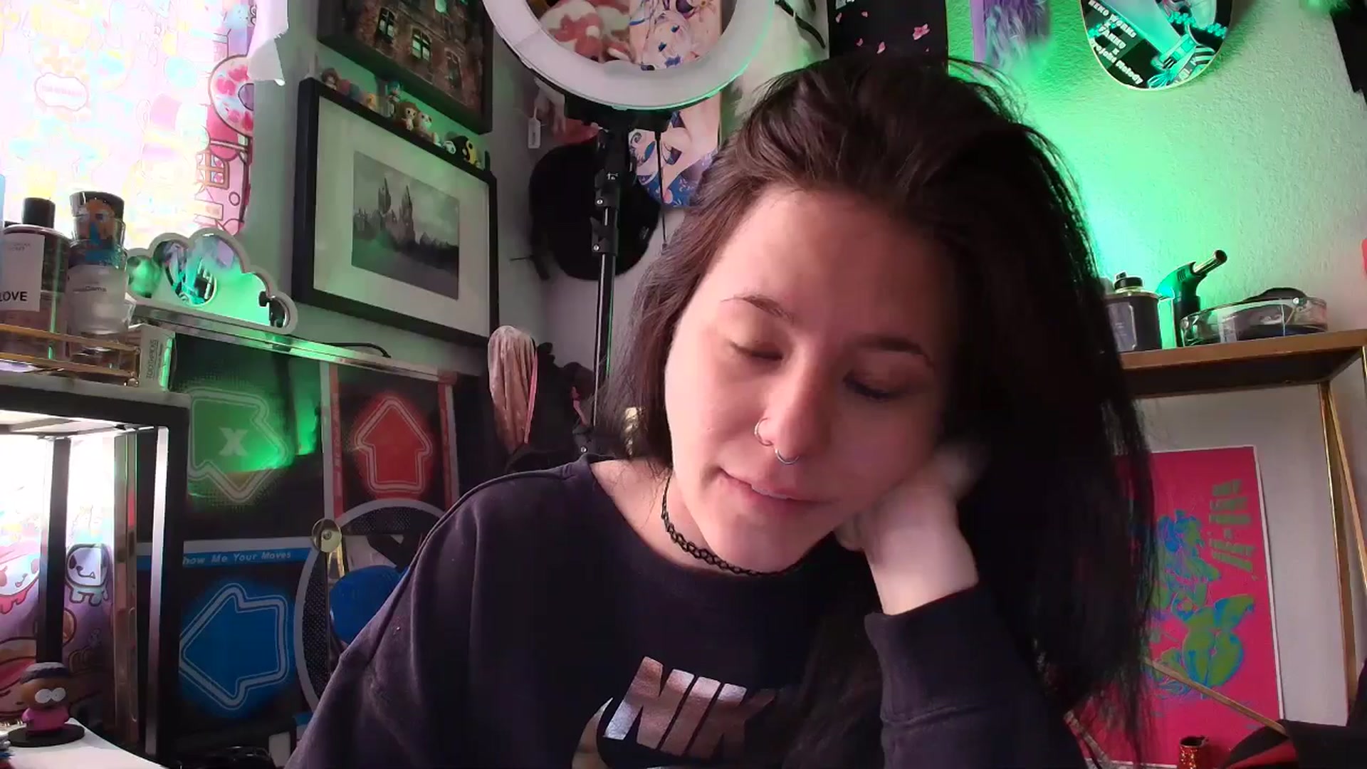 Gallery image thumbnail from Isabelle_Babe's myfreecams stream on, 04/20/2025, 16:51 image 9 of 20