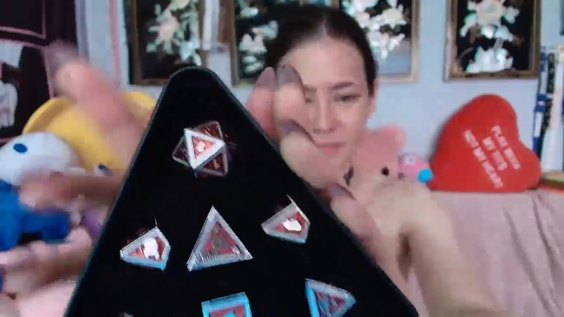 Gallery image thumbnail from Isabelle_Babe's myfreecams stream on, 05/01/2025, 17:36 image 16 of 20