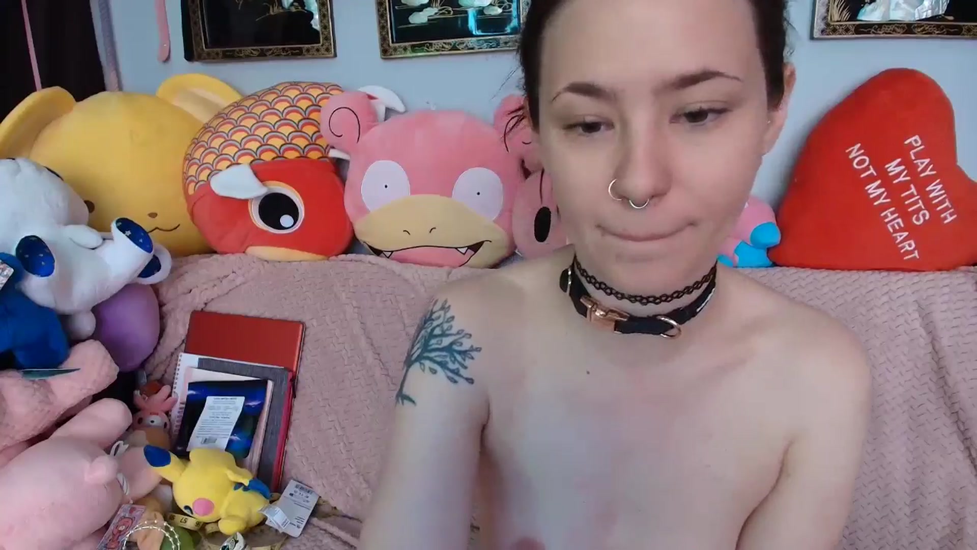 Gallery image thumbnail from Isabelle_Babe's myfreecams stream on, 05/01/2025, 17:36 image 4 of 20