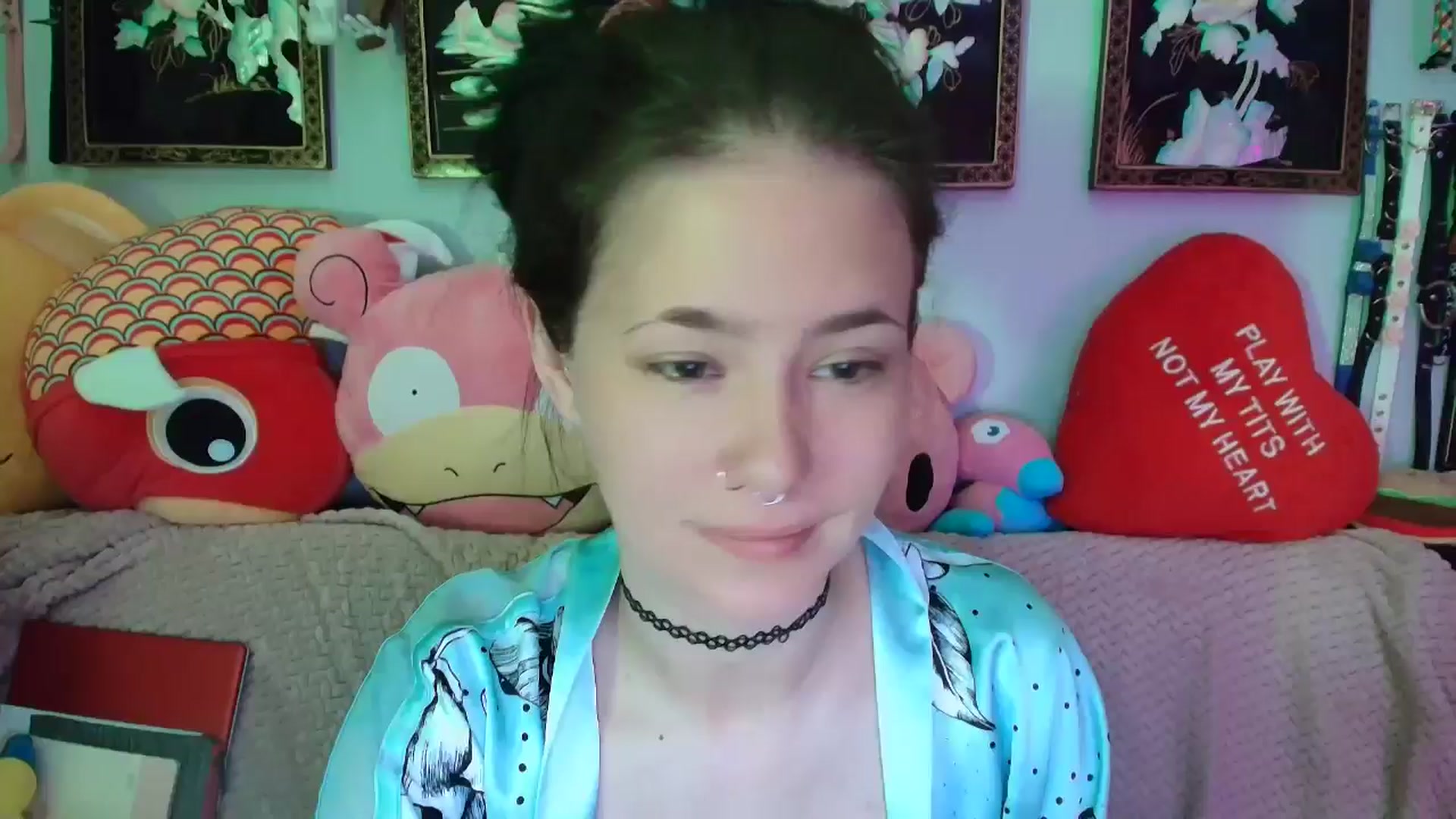 Gallery image thumbnail from Isabelle_Babe's myfreecams stream on, 05/03/2025, 12:07 image 18 of 20