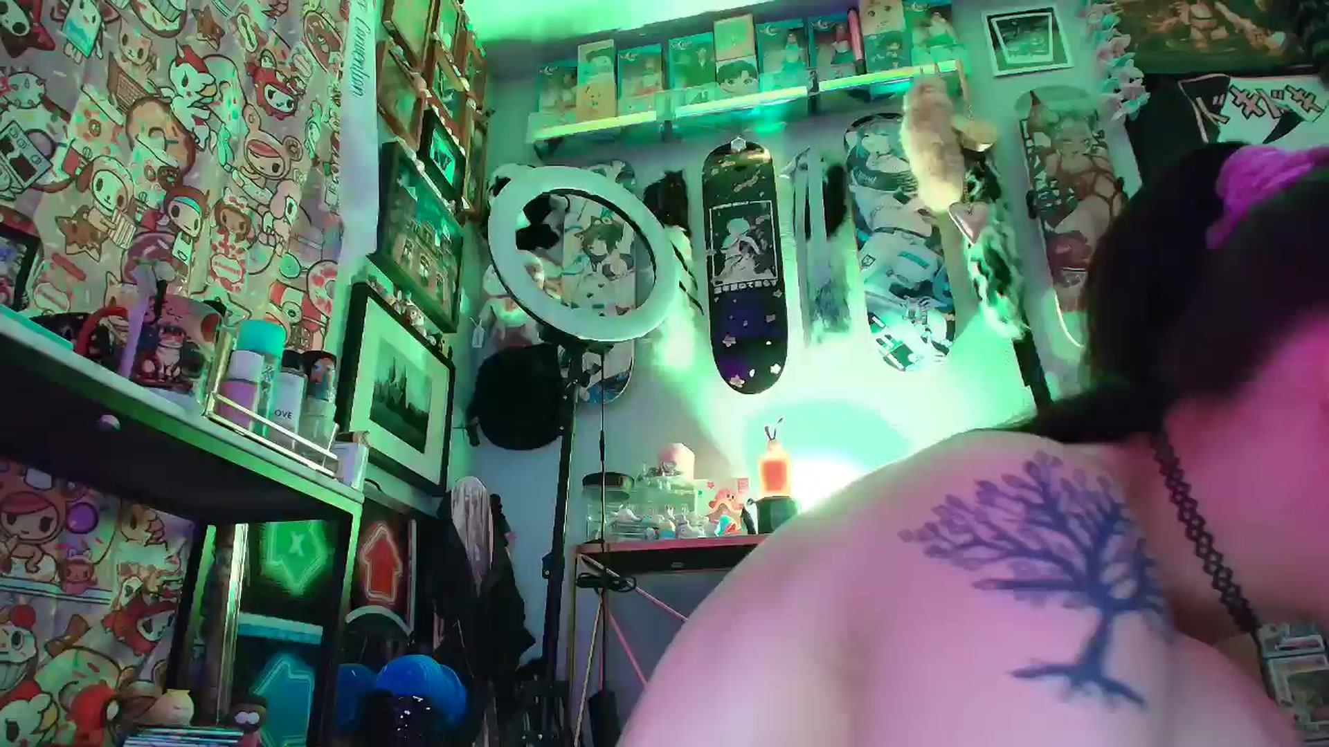 Gallery image thumbnail from Isabelle_Babe's myfreecams stream on, 05/13/2025, 12:04 image 1 of 20