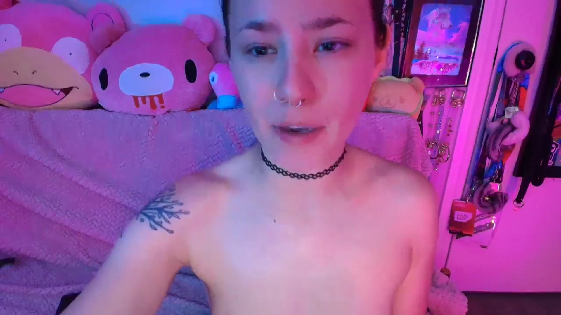 Gallery image thumbnail from Isabelle_Babe's myfreecams stream on, 06/03/2025, 12:58 image 12 of 20