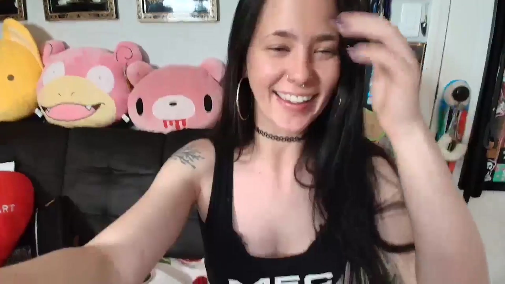 Gallery image thumbnail from Isabelle_Babe's myfreecams stream on, 06/08/2025, 08:38 image 5 of 20