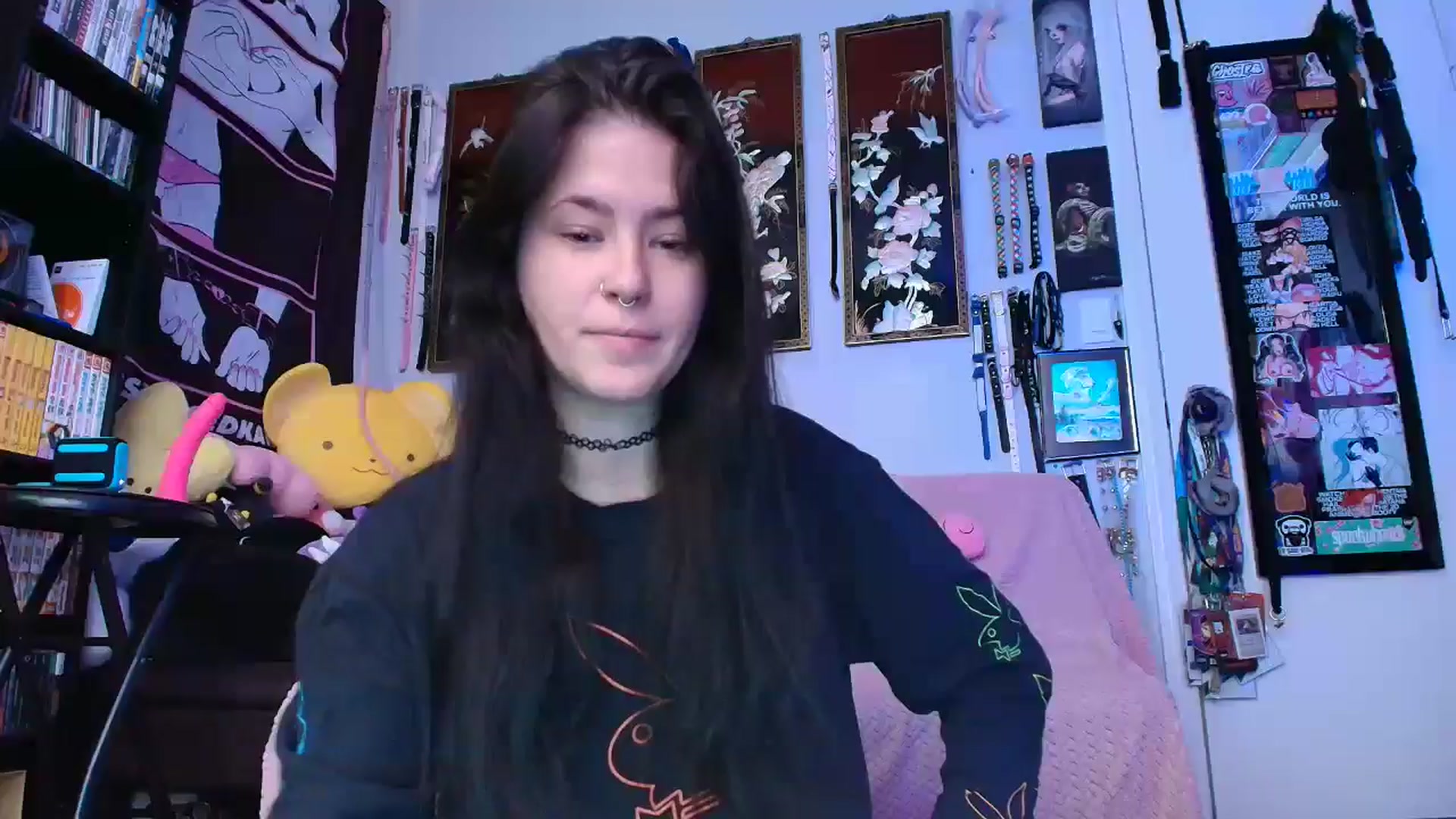 Gallery image thumbnail from Isabelle_Babe's myfreecams stream on, 12/25/2025, 19:37 image 4 of 20