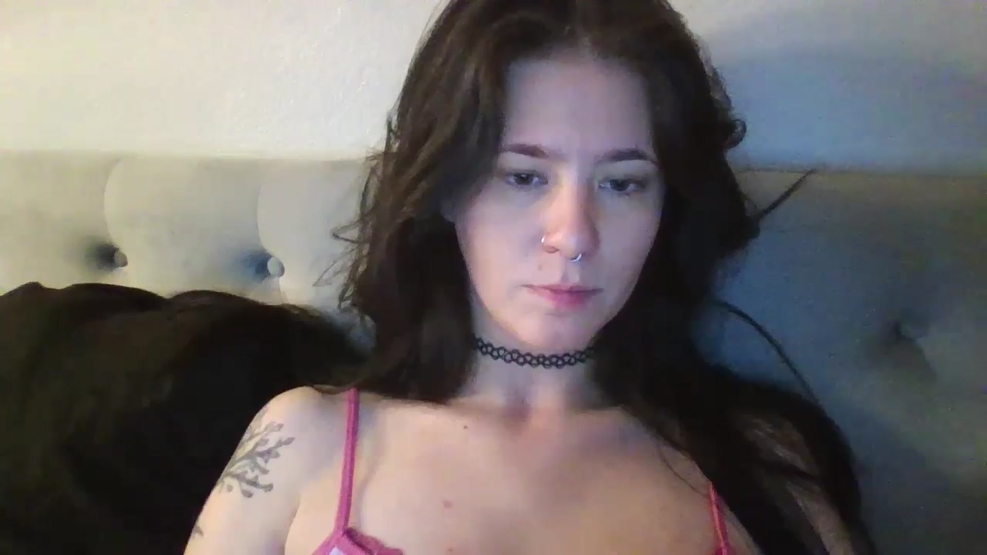 Gallery image thumbnail from Isabelle_Babe's myfreecams stream on, 04/14/2026, 08:50 image 3 of 20