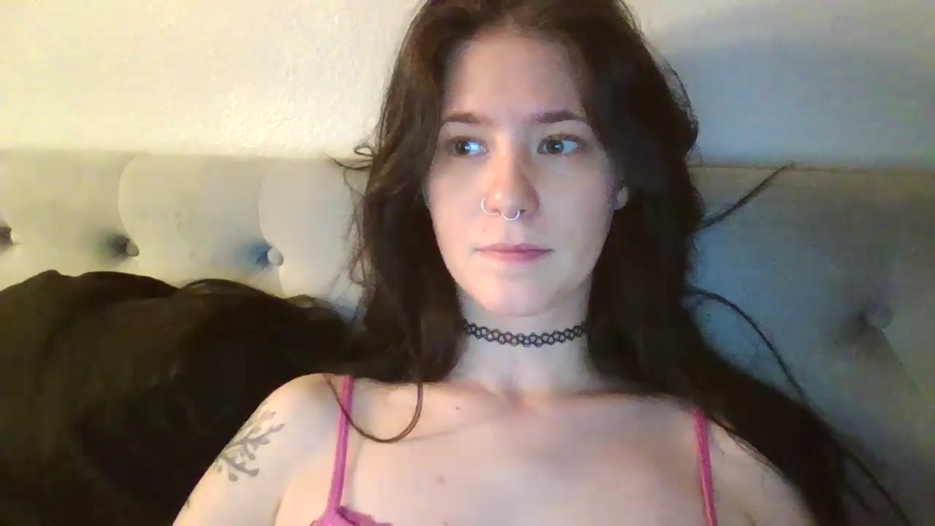 Gallery image thumbnail from Isabelle_Babe's myfreecams stream on, 04/14/2026, 08:50 image 9 of 20