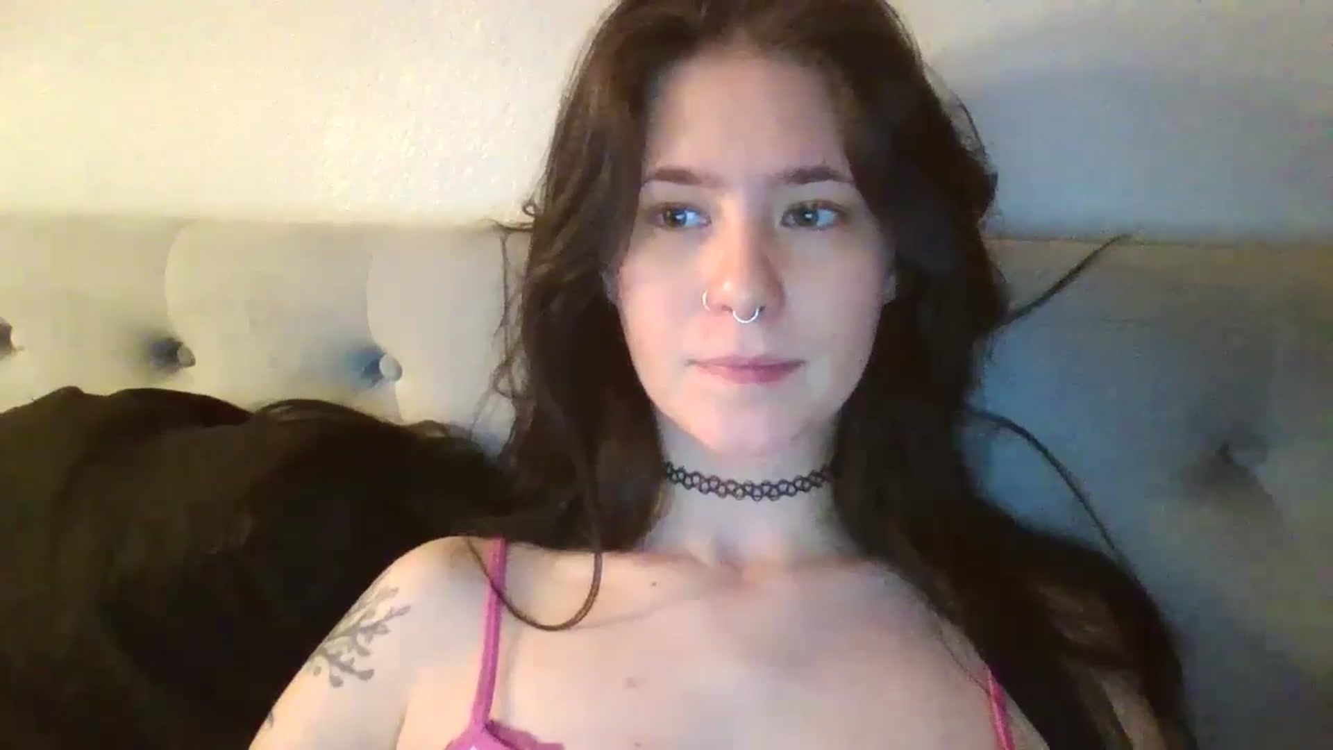 Gallery image thumbnail from Isabelle_Babe's myfreecams stream on, 04/14/2026, 08:50 image 8 of 20