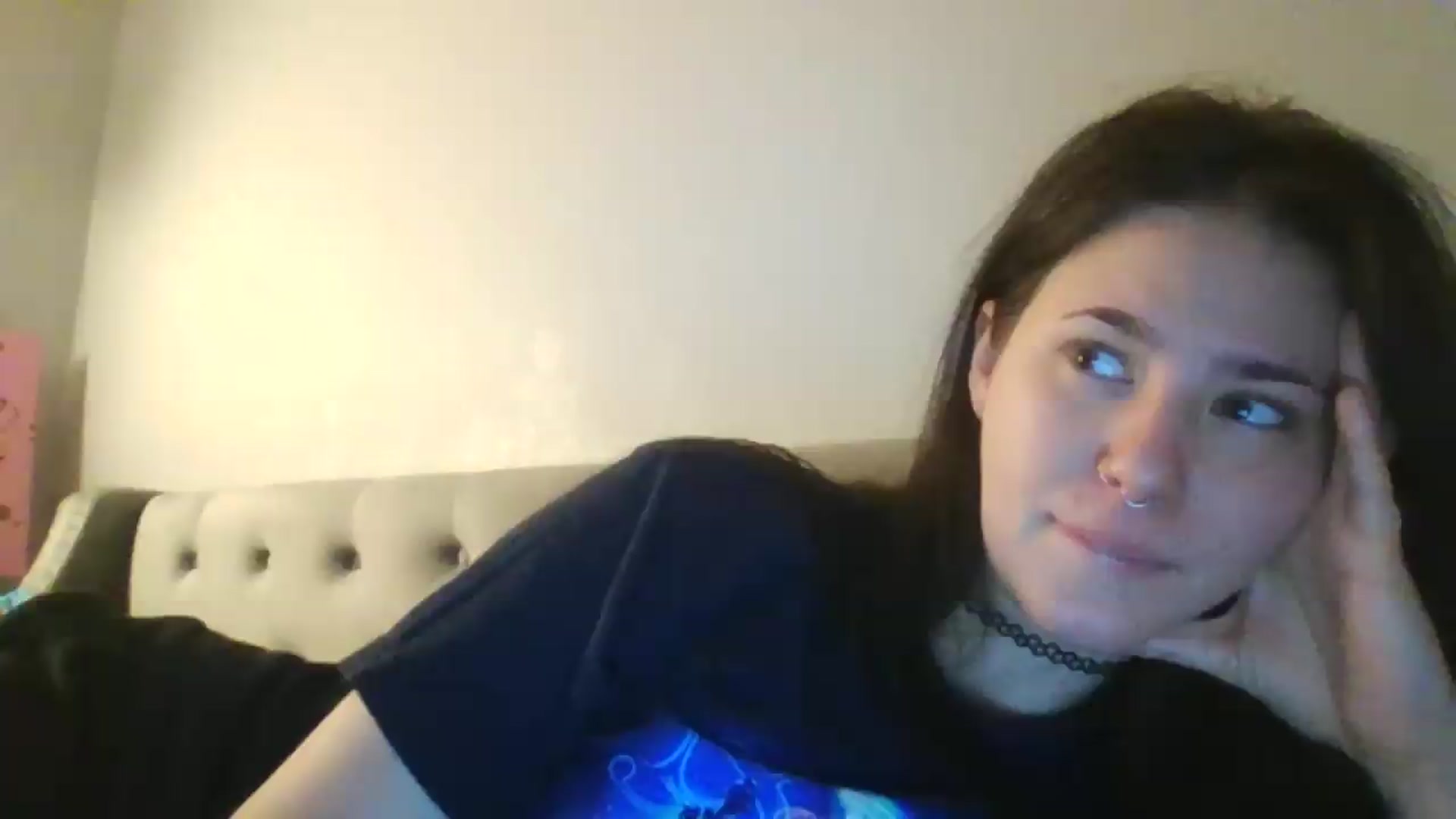 Gallery image thumbnail from Isabelle_Babe's myfreecams stream on, 04/26/2026, 11:51 image 11 of 20