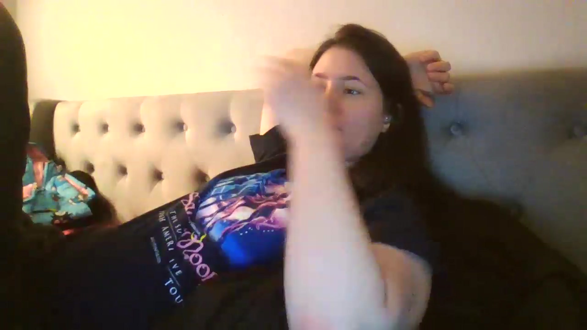 Gallery image thumbnail from Isabelle_Babe's myfreecams stream on, 04/26/2026, 11:51 image 2 of 20