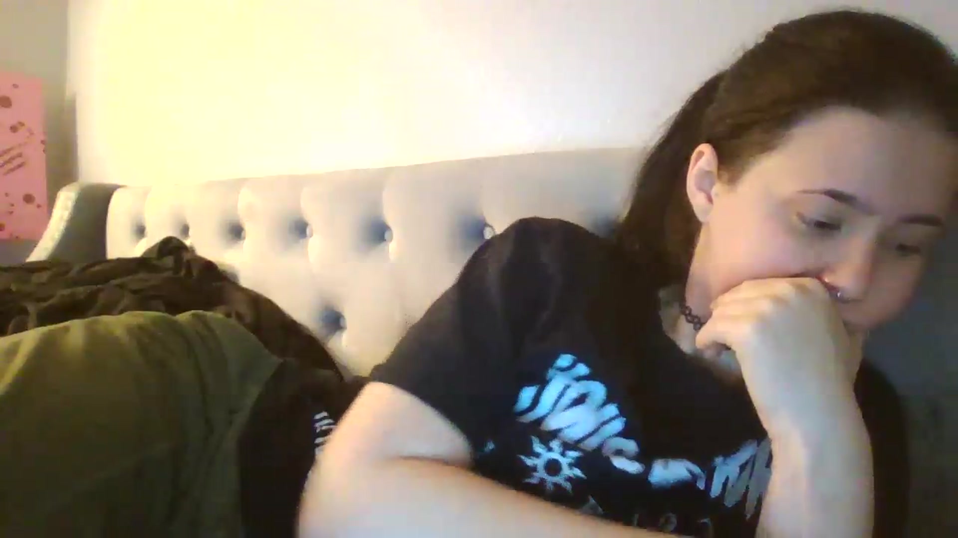 Gallery image thumbnail from Isabelle_Babe's myfreecams stream on, 04/27/2026, 12:08 image 4 of 20