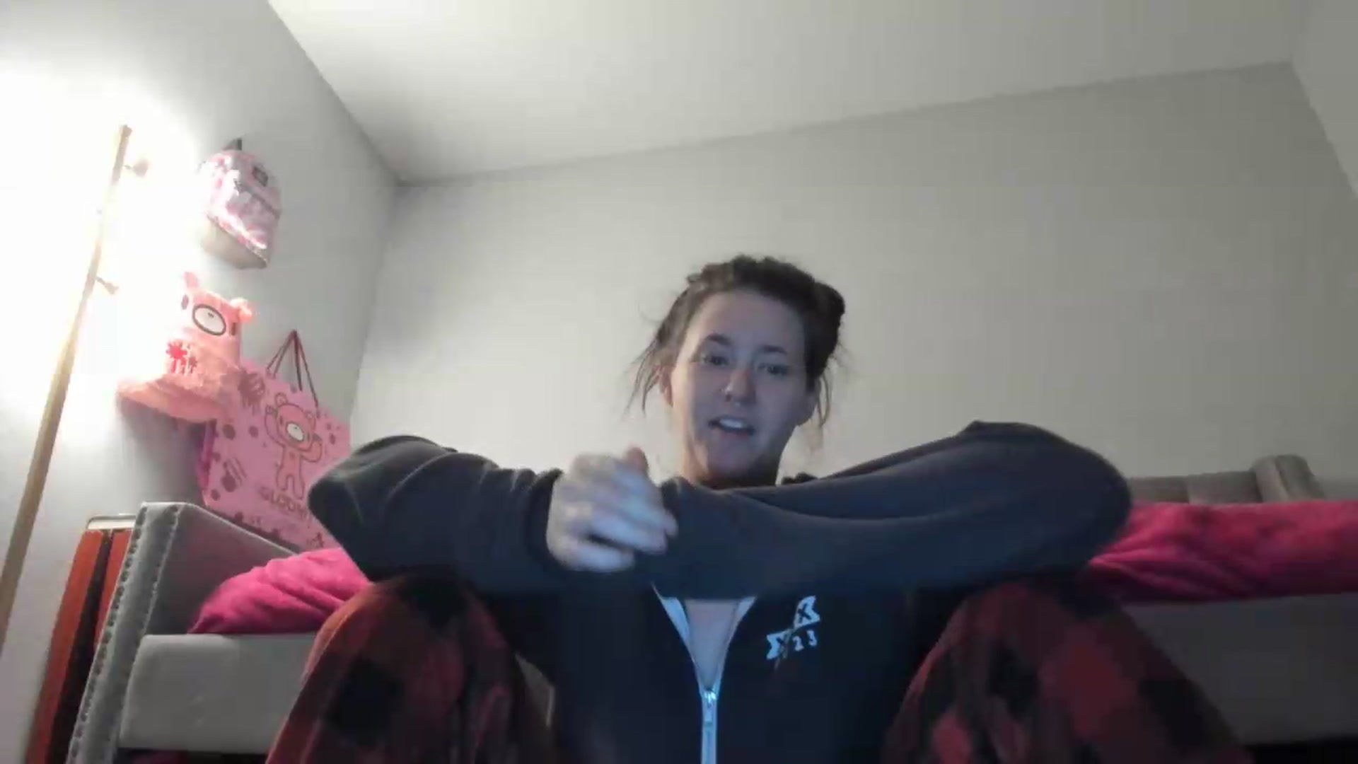 Gallery image thumbnail from Isabelle_Babe's myfreecams stream on, 05/03/2026, 03:14 image 16 of 20