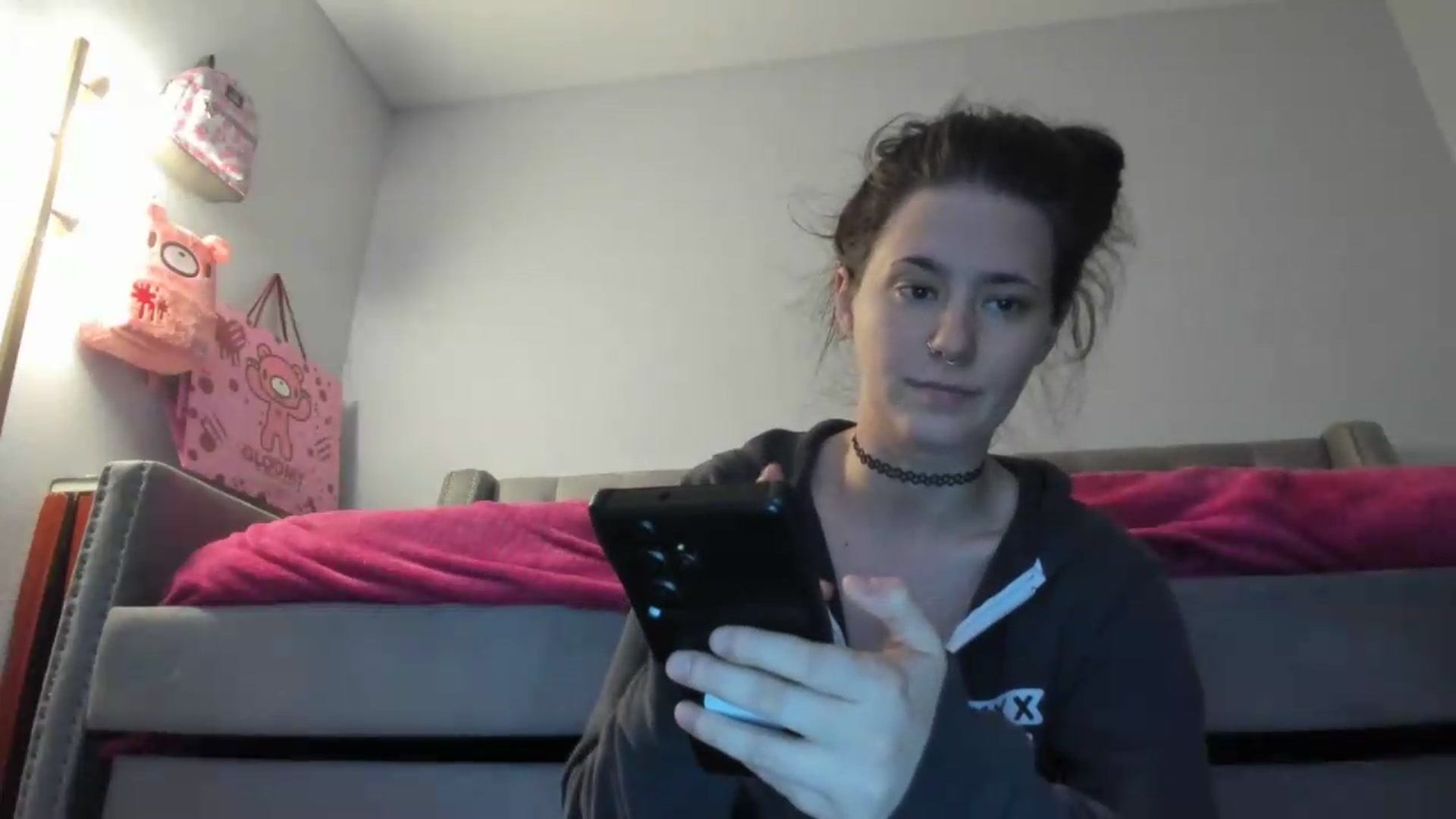 Gallery image thumbnail from Isabelle_Babe's myfreecams stream on, 05/03/2026, 03:14 image 17 of 20