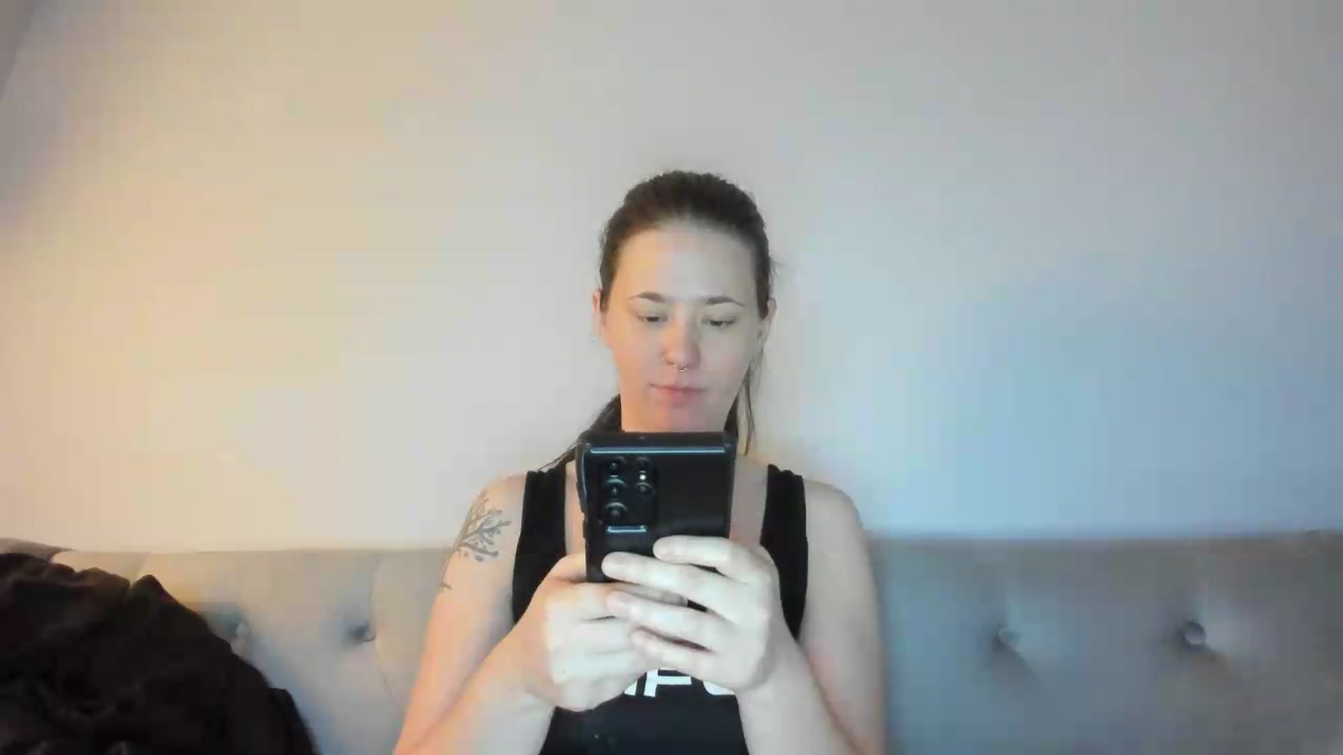 Gallery image thumbnail from Isabelle_Babe's myfreecams stream on, 05/03/2026, 12:15 image 4 of 20