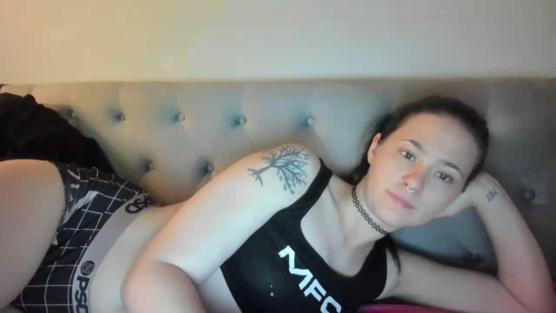 Gallery image thumbnail from Isabelle_Babe's myfreecams stream on, 05/03/2026, 12:15 image 17 of 20