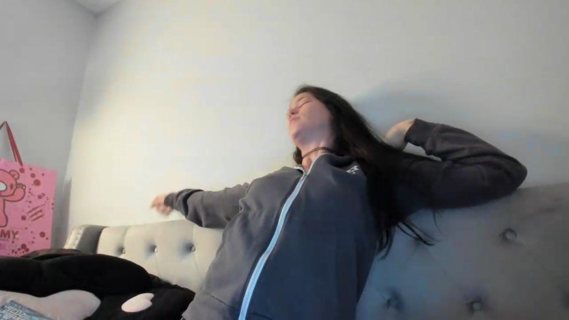 Gallery image thumbnail from Isabelle_Babe's myfreecams stream on, 05/12/2026, 16:04 image 14 of 20